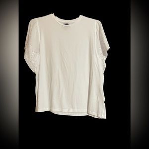 Gap 2X Eyelet Sleeve Tee